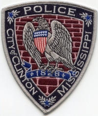 MSClinton-Police002